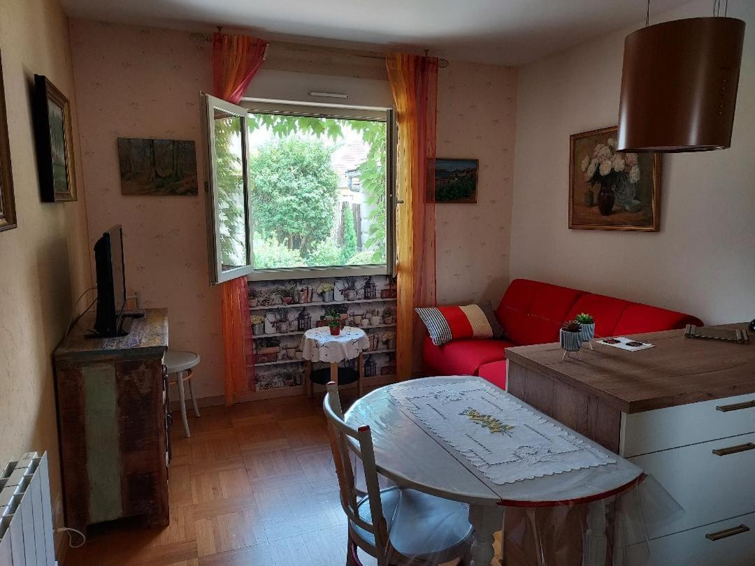 Chambre à 5 min de Beaune Combertault Extérieur photo